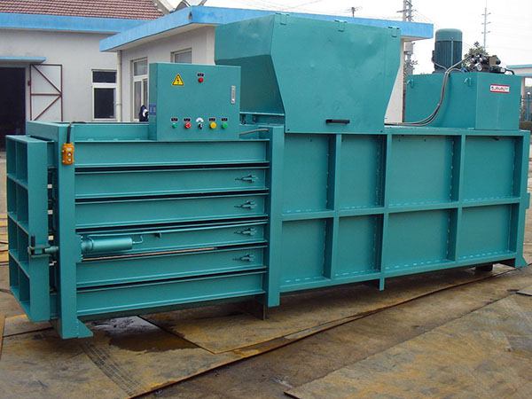 半自動打包機(jī)